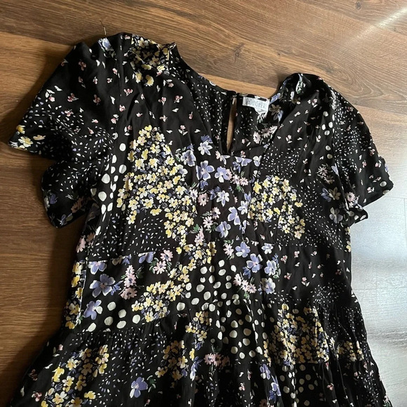 Patrons of Peace Floral Dress - Picture 3 of 11